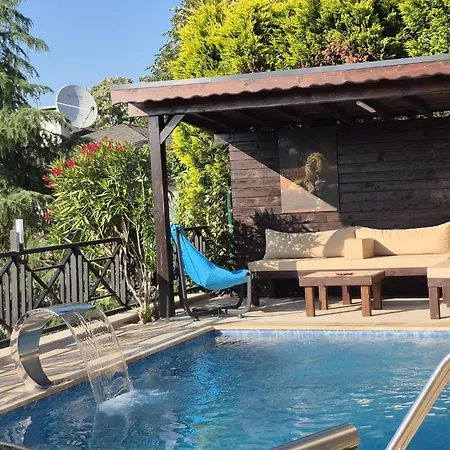 منظر Villa Sapanca